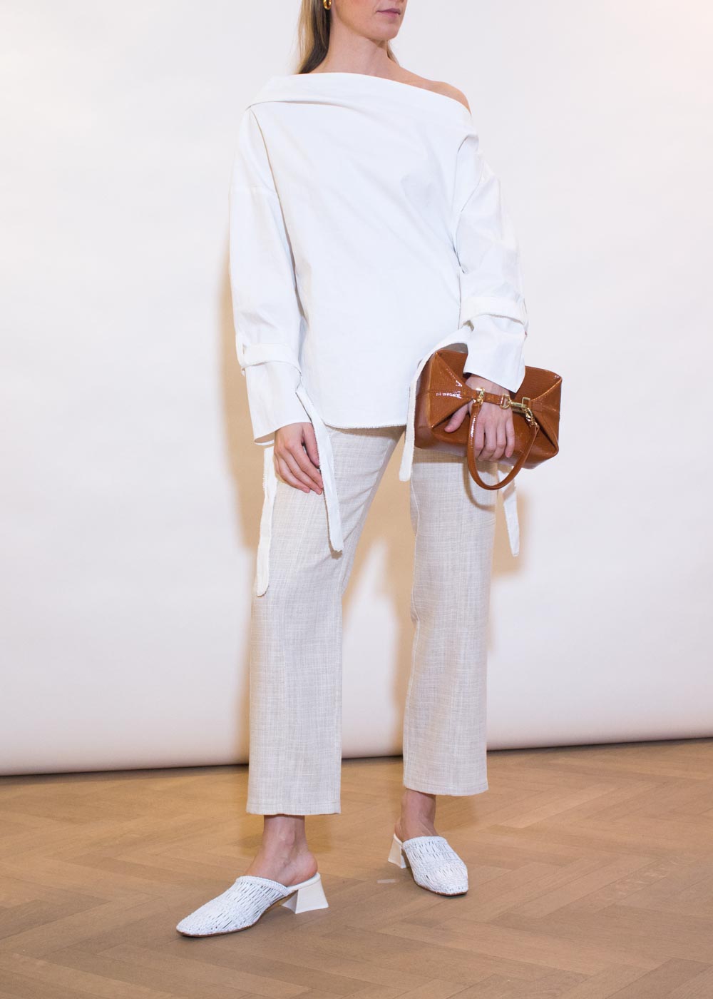 AERON Ariax Asymmetric Blouse - White