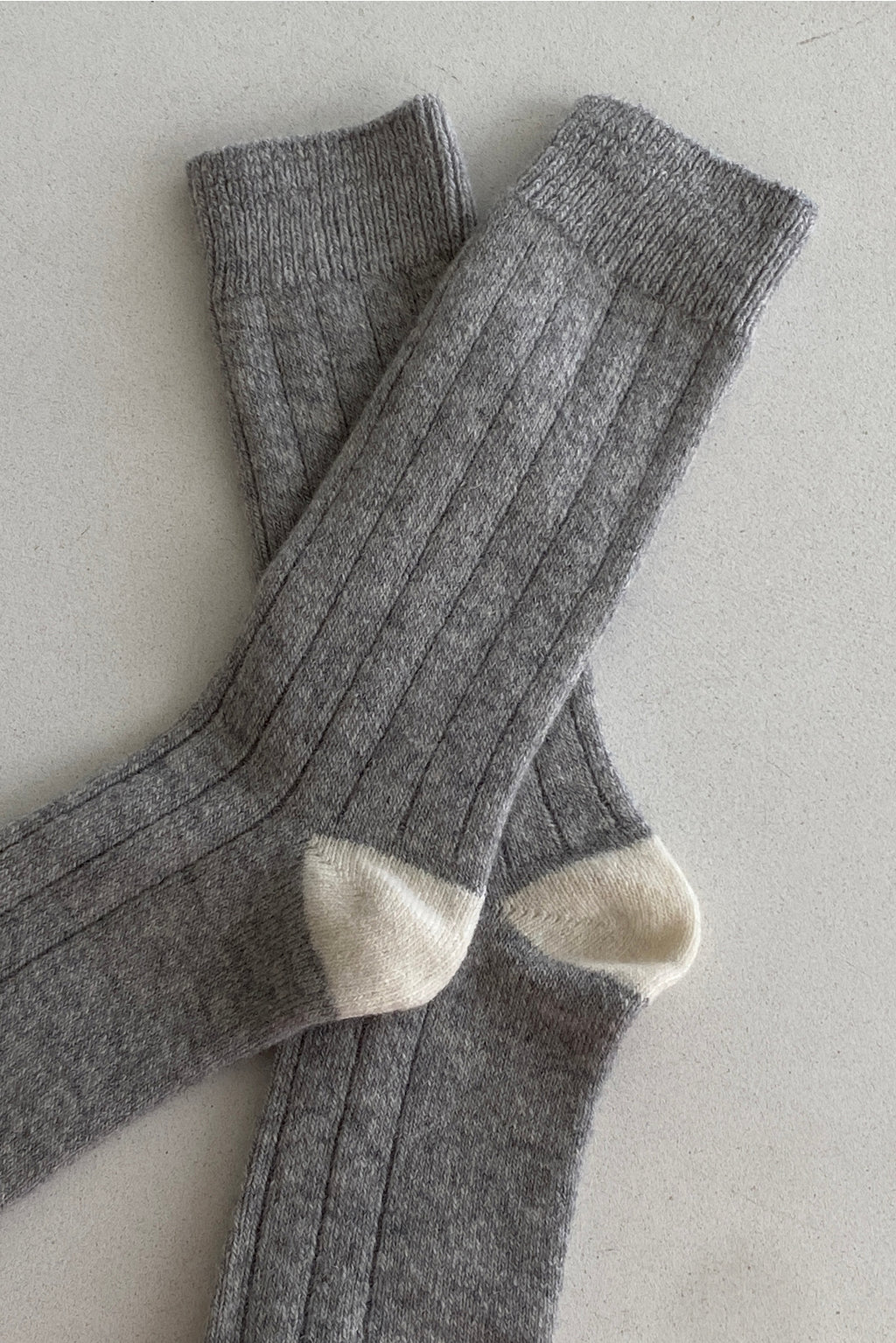 Extended Cashmere Classic Socks - Grey melange