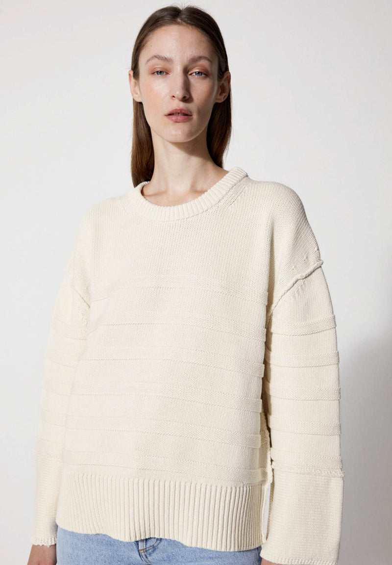 Mazzy Roundneck Sweater - white