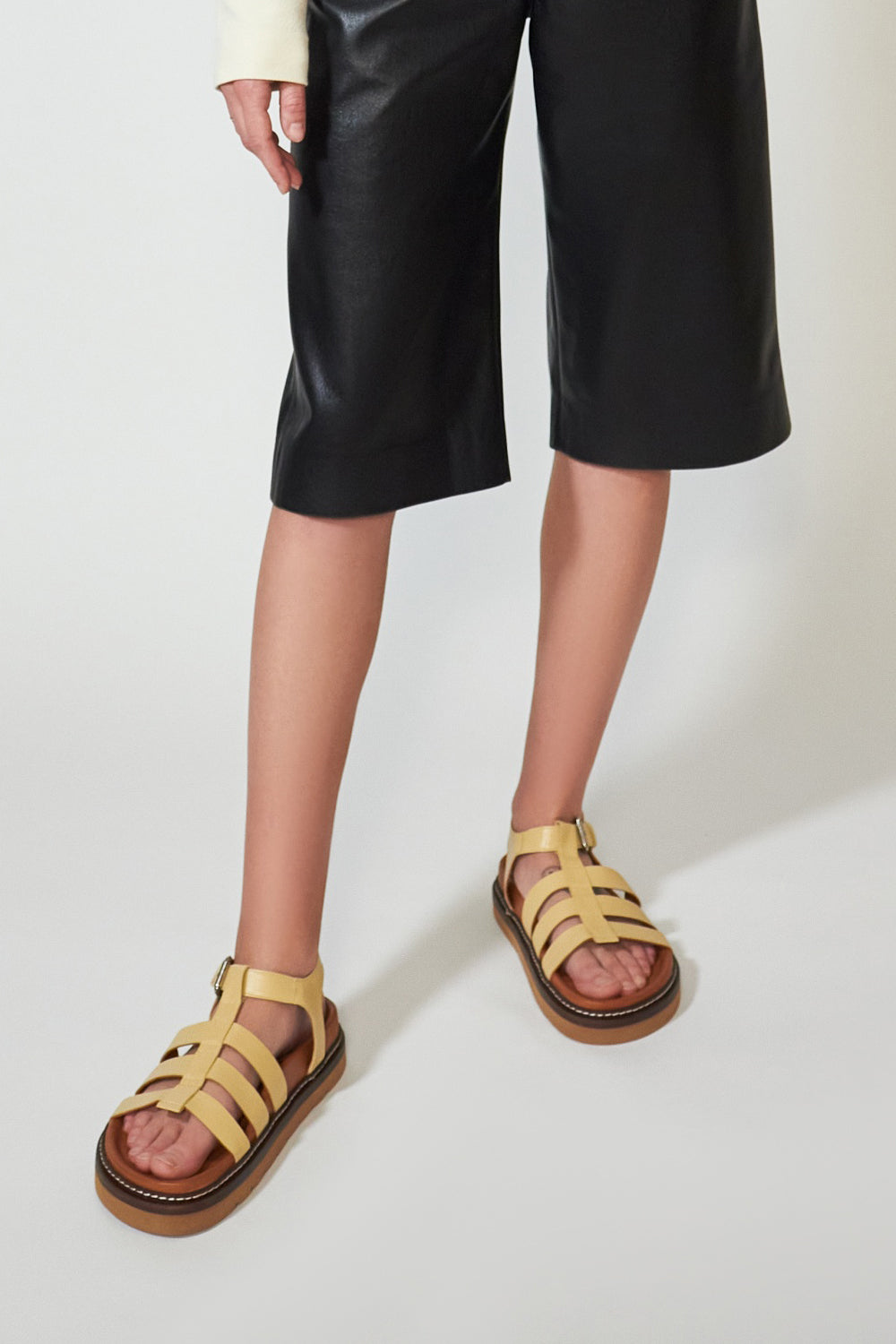 REJINA PYO Cami Sandals - Nappa Leather Butter / Leder Sandalen
